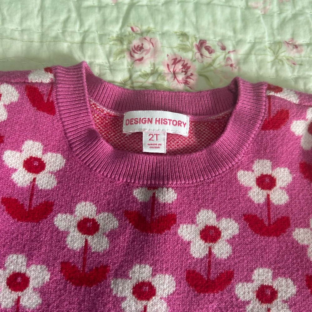 Design history floral sweater size 2T - Picture 3 of 4